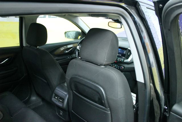 Used 2021 GMC Terrain SLE w/ Driver Convenience Package image 10