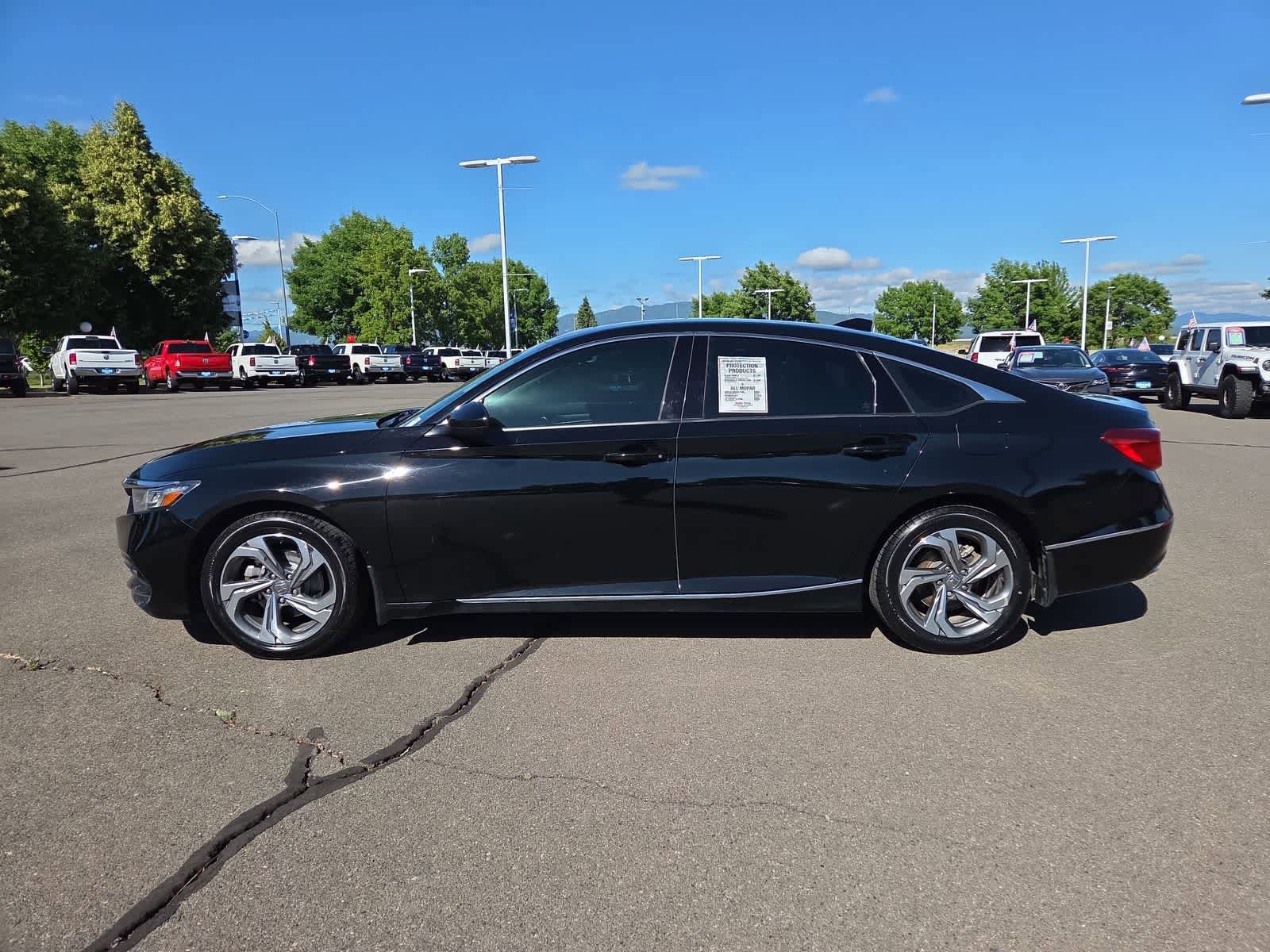 Used 2018 Honda Accord EX image 11