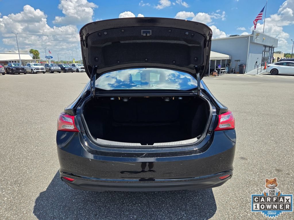 Used 2024 Chevrolet Malibu LT FWD image 17