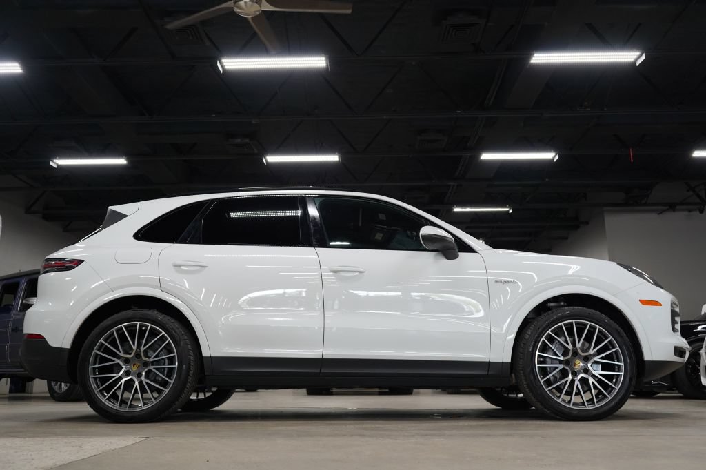 Used 2019 Porsche Cayenne E-Hybrid AWD/4WD image 6