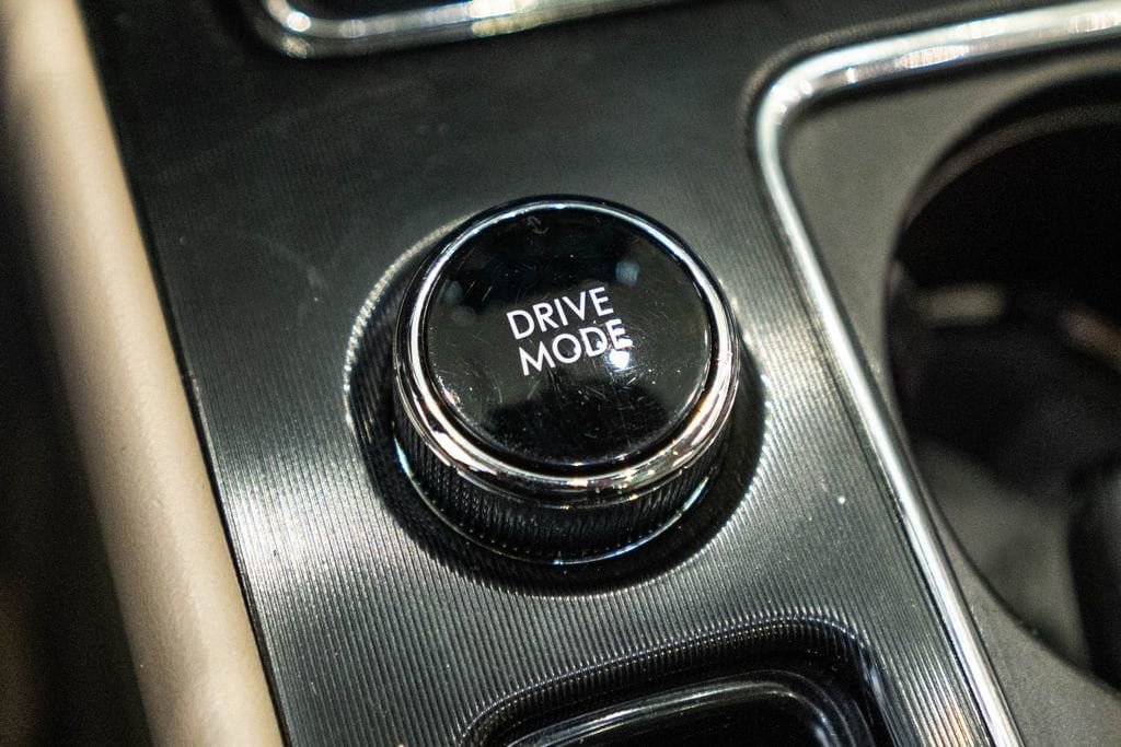 Used 2021 Lincoln Corsair AWD w/ Premium Package image 25