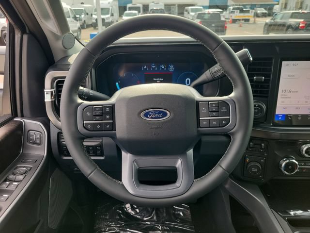 New 2026 Ford F250 Lariat w/ Black Appearance Package AWD/4WD image 9
