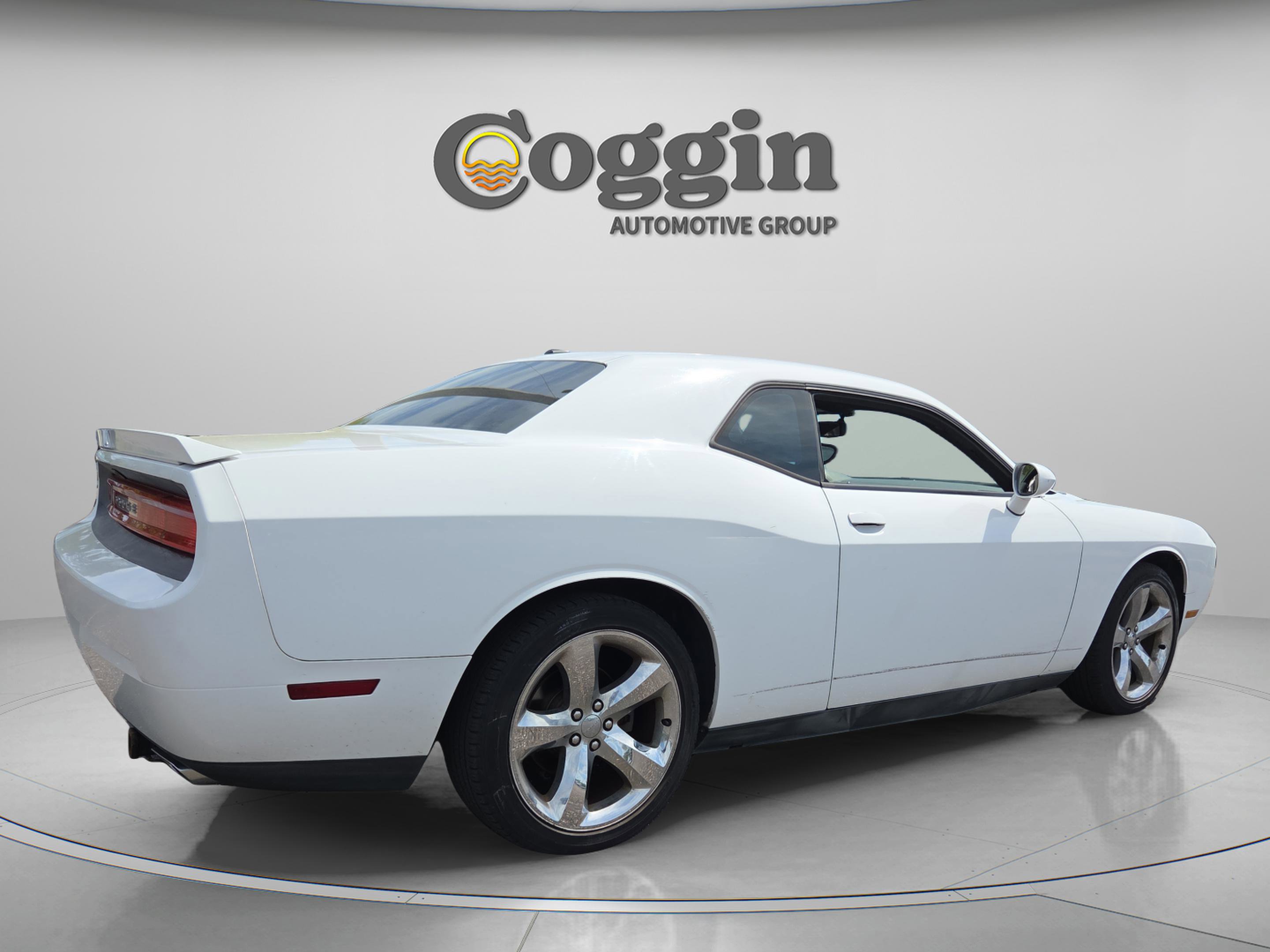 Used 2013 Dodge Challenger R/T image 5