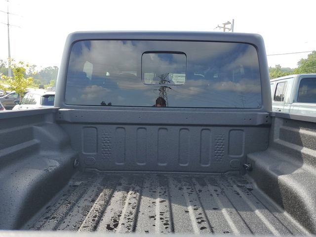 New 2025 Jeep Gladiator Rubicon w/ Convenience Group image 5