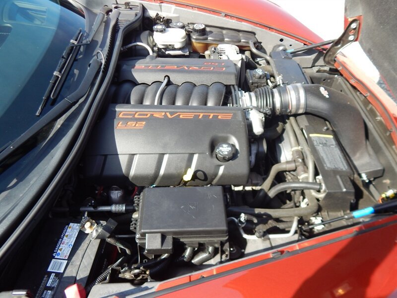 Used 2005 Chevrolet Corvette Convertible w/ Preferred Equipment Group RWD image 34