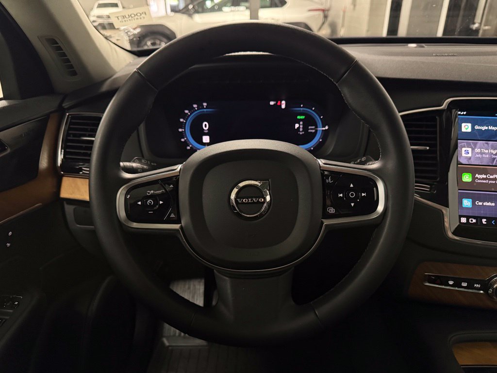 Used 2023 Volvo XC90 T8 Plus w/ Protection Package Premier AWD/4WD image 12