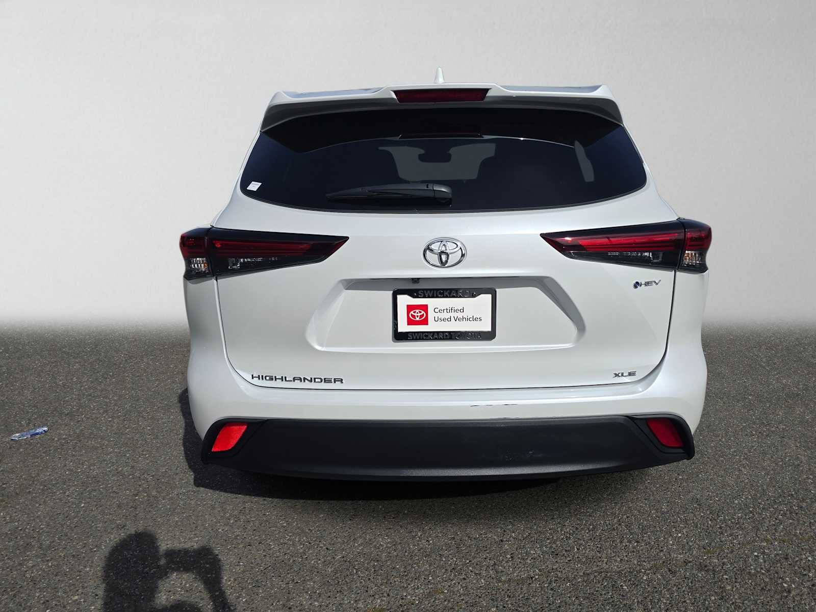 Used 2026 Toyota Highlander XLE AWD/4WD image 4