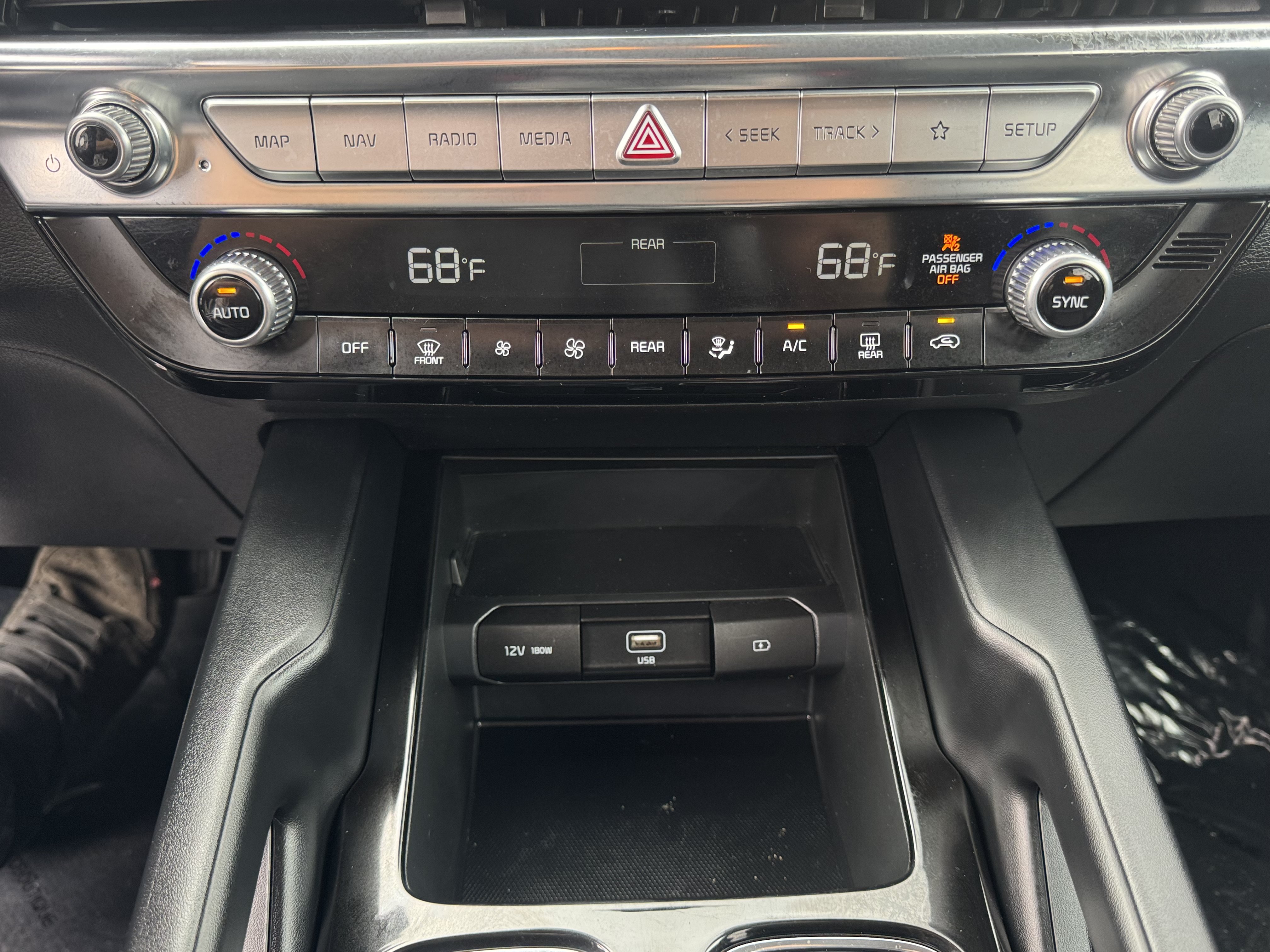Used 2022 Kia Telluride LX FWD image 28