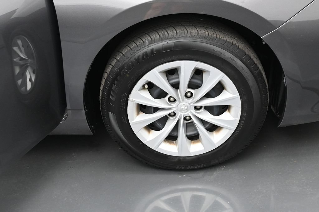 Used 2016 Toyota Camry LE FWD image 34