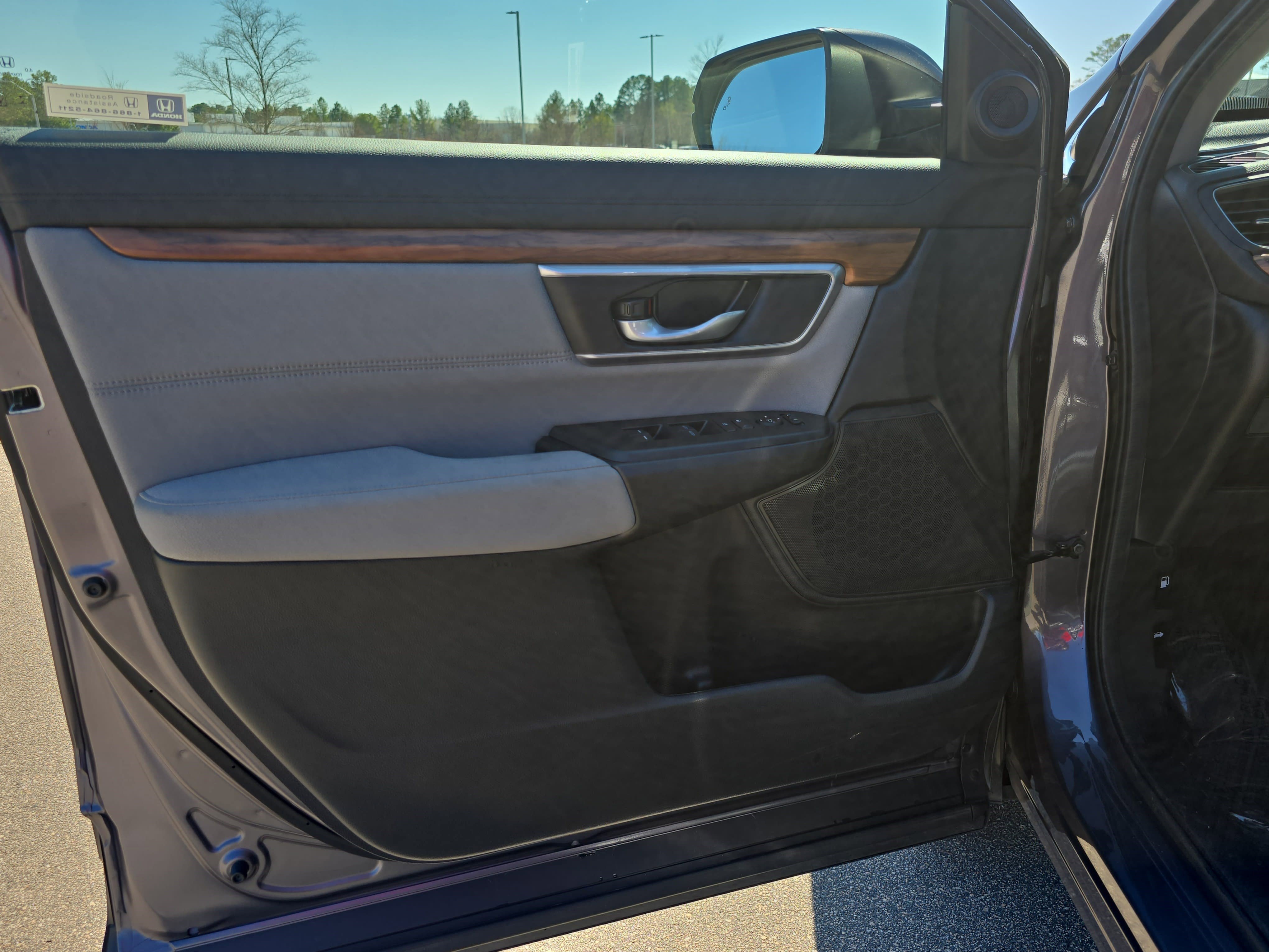 Used 2020 Honda CR-V EX image 27