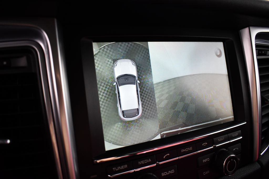 Used 2016 Porsche Macan S w/ Premium Package Plus image 25