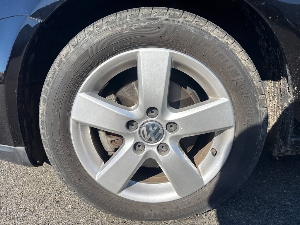 Used 2009 Volkswagen Jetta SE FWD image 12