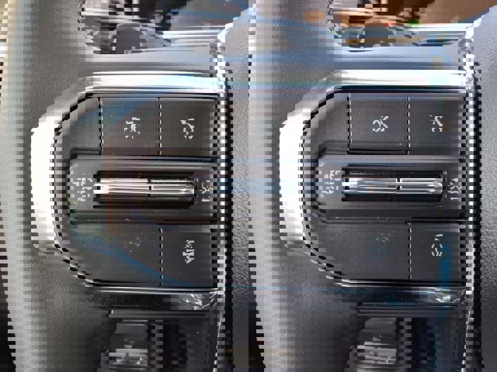 New 2025 GMC Sierra EV Denali image 18