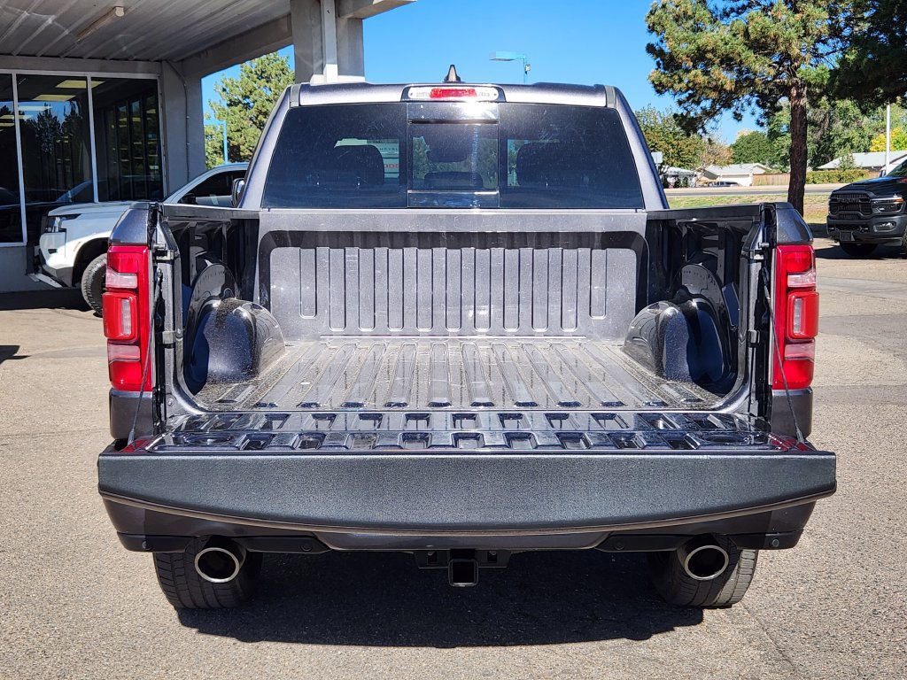 Used 2023 RAM 1500 Laramie AWD/4WD image 11