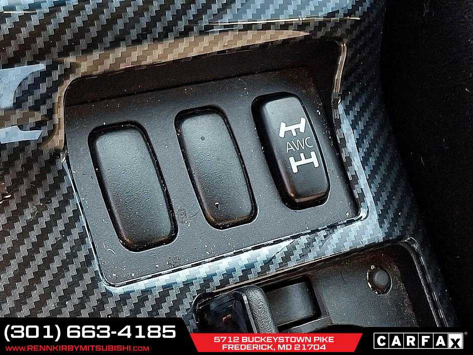 Used 2011 Mitsubishi Lancer Evolution GSR image 22