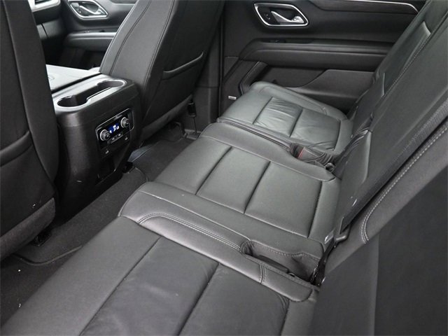 Used 2024 Chevrolet Suburban LT image 21
