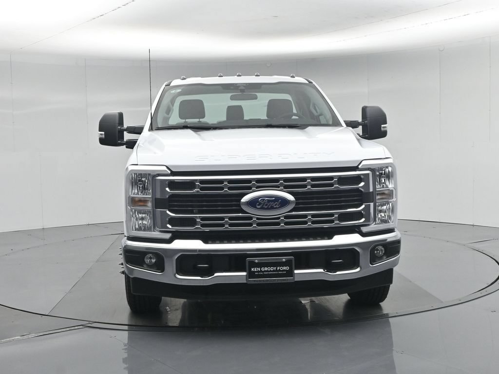 New 2026 Ford F350 XL w/ XL Chrome Package RWD image 16