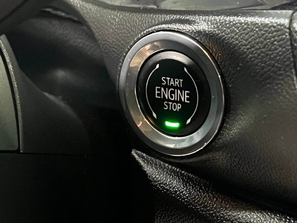 Used 2023 Buick Encore GX Preferred w/ Cold Weather Comfort Package AWD/4WD image 27