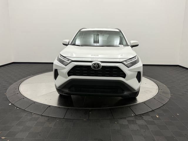 Used 2024 Toyota RAV4 XLE image 2