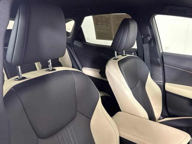 Used 2022 Lexus NX 250 FWD w/ Towing Package (2000 Lbs) image 31