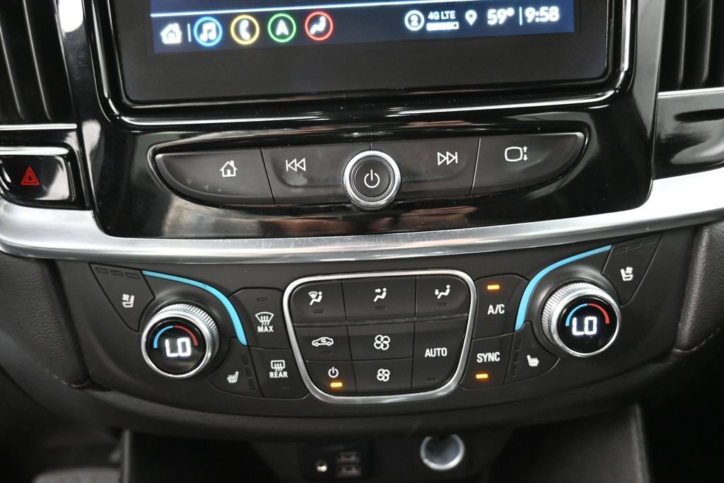 Used 2023 Chevrolet Traverse High Country FWD image 17