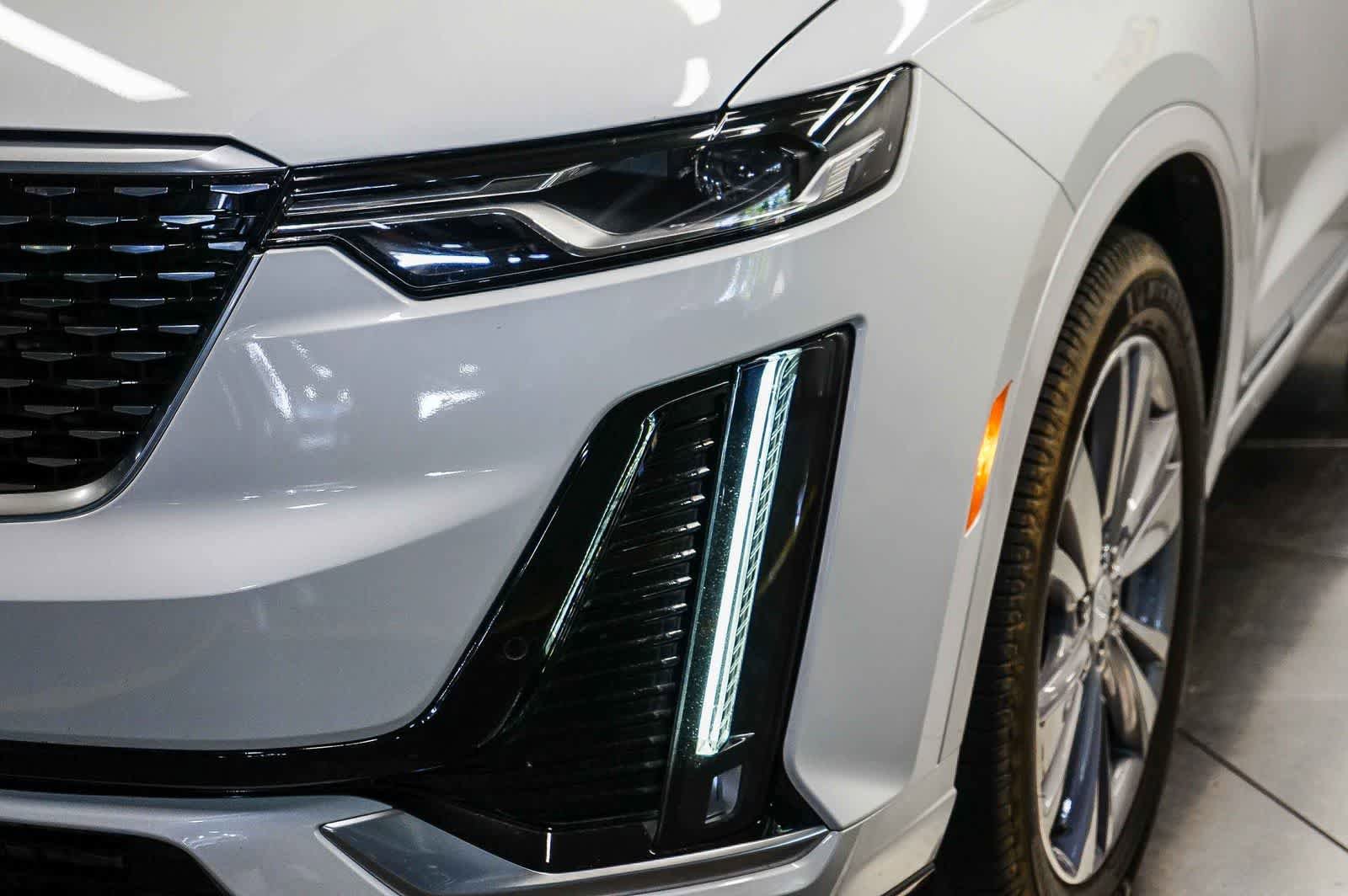 Used 2024 Cadillac XT6 Premium Luxury FWD image 7