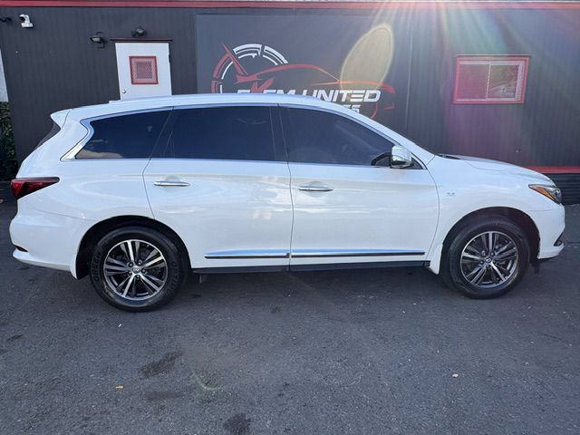 Used 2019 INFINITI QX60 Luxe w/ Essential Package AWD/4WD image 6