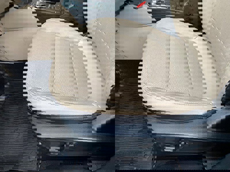 Certified 2020 Ford Escape Titanium w/ Titanium Premium Package 2.0 image 23