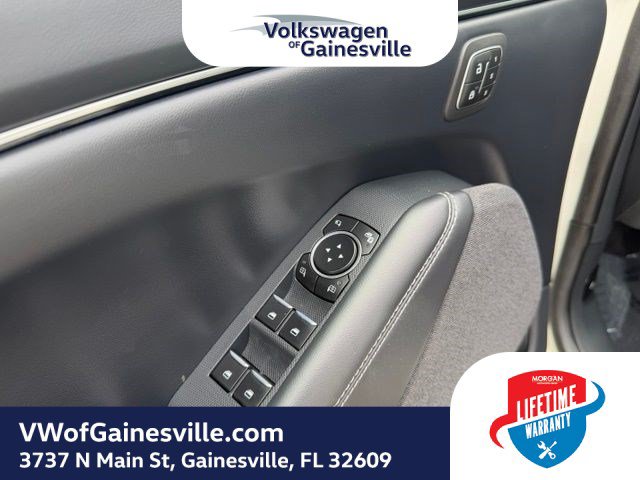 Used 2024 Ford Mustang Mach-E Premium AWD/4WD image 17