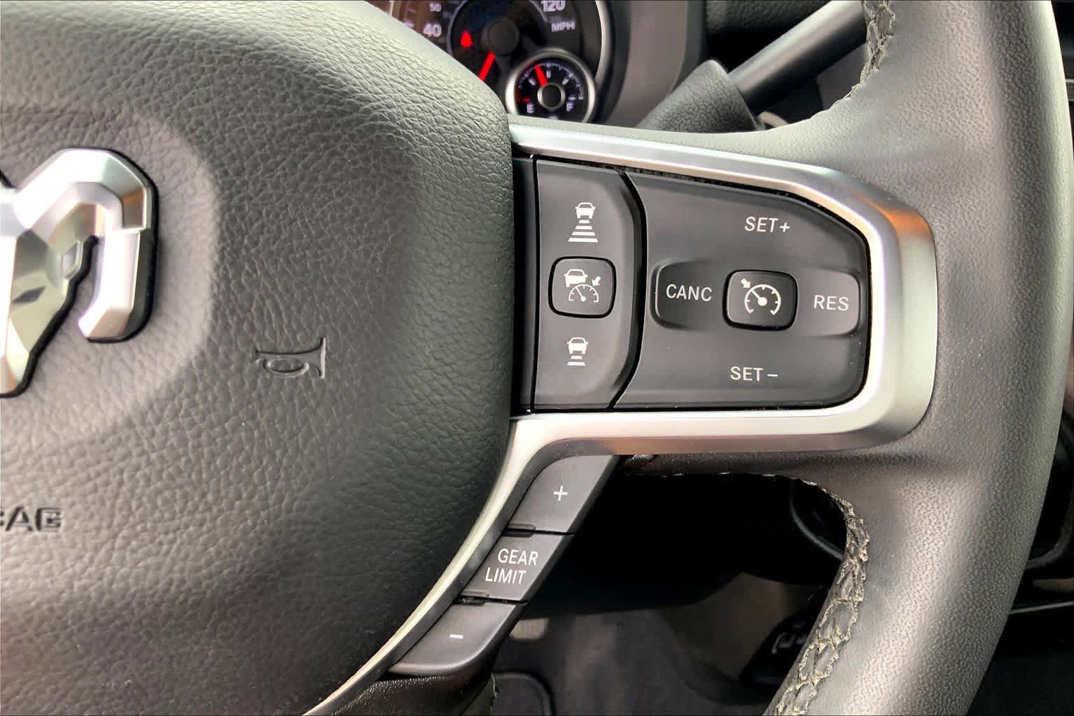 Used 2025 RAM 2500 Big Horn AWD/4WD image 22