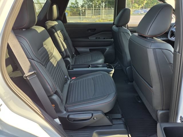 New 2026 Nissan Pathfinder Rock Creek AWD/4WD image 13