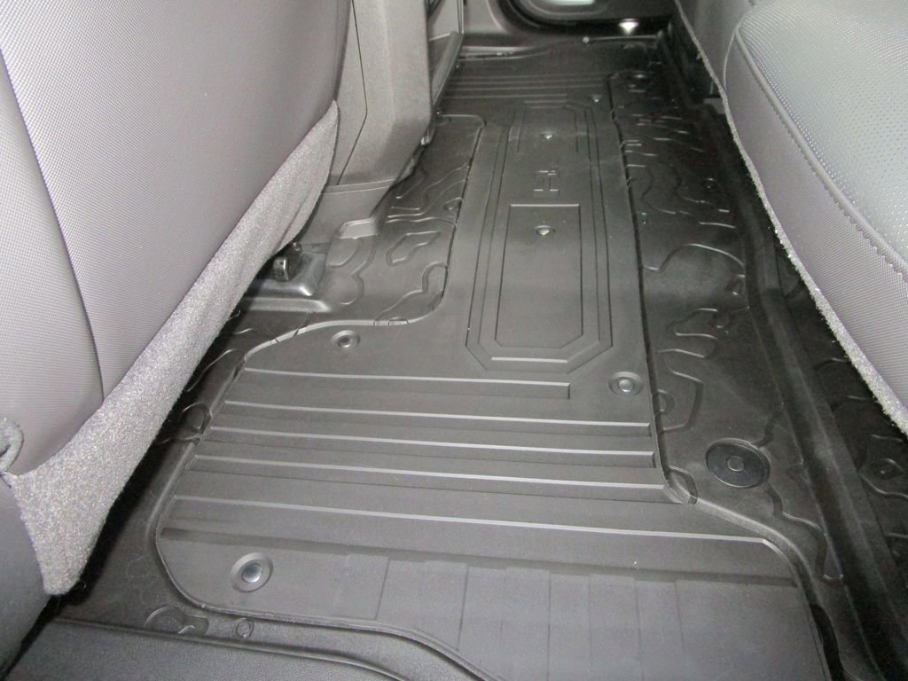 New 2026 GMC Hummer EV 4x4 Crew Cab image 23