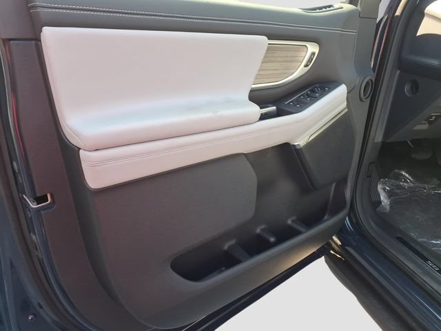New 2027 Ford Expedition Platinum AWD/4WD image 5