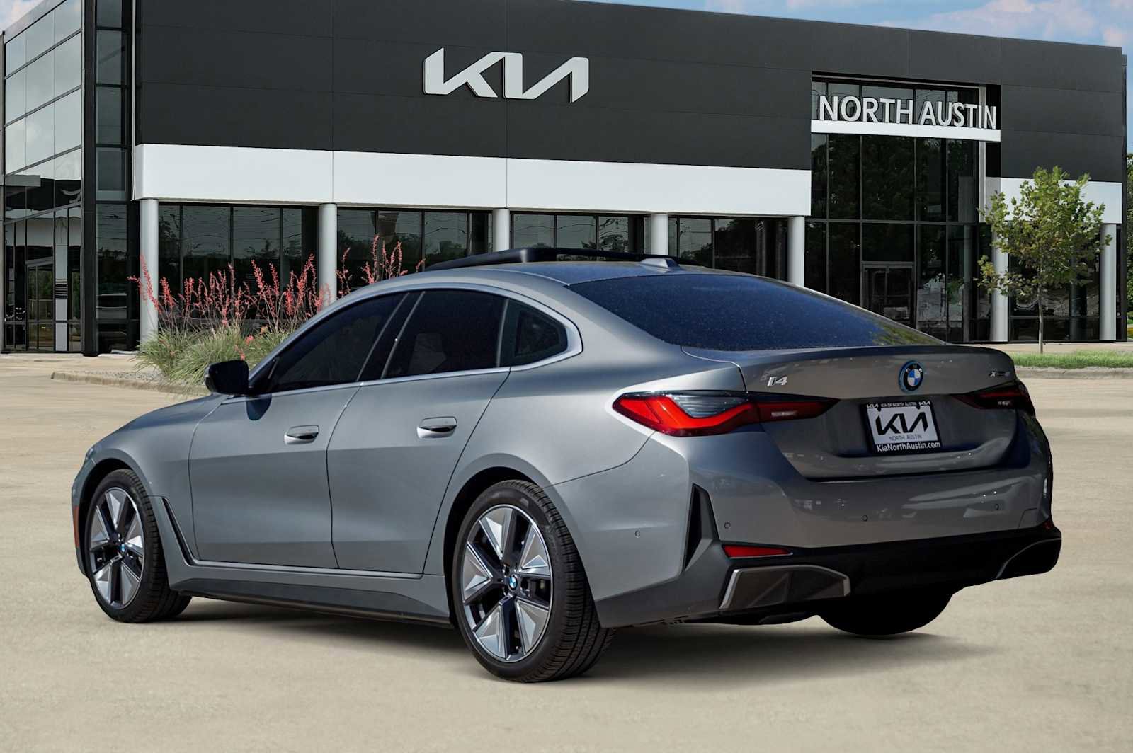 Used 2025 BMW i4 xDrive40i w/ Premium Package image 5