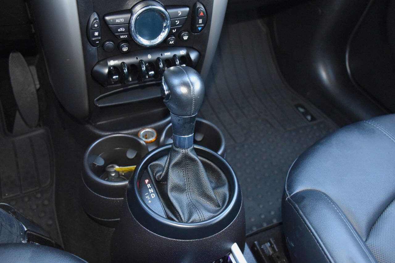 Used 2015 MINI Cooper Countryman Cooper 4dr Crossover image 19