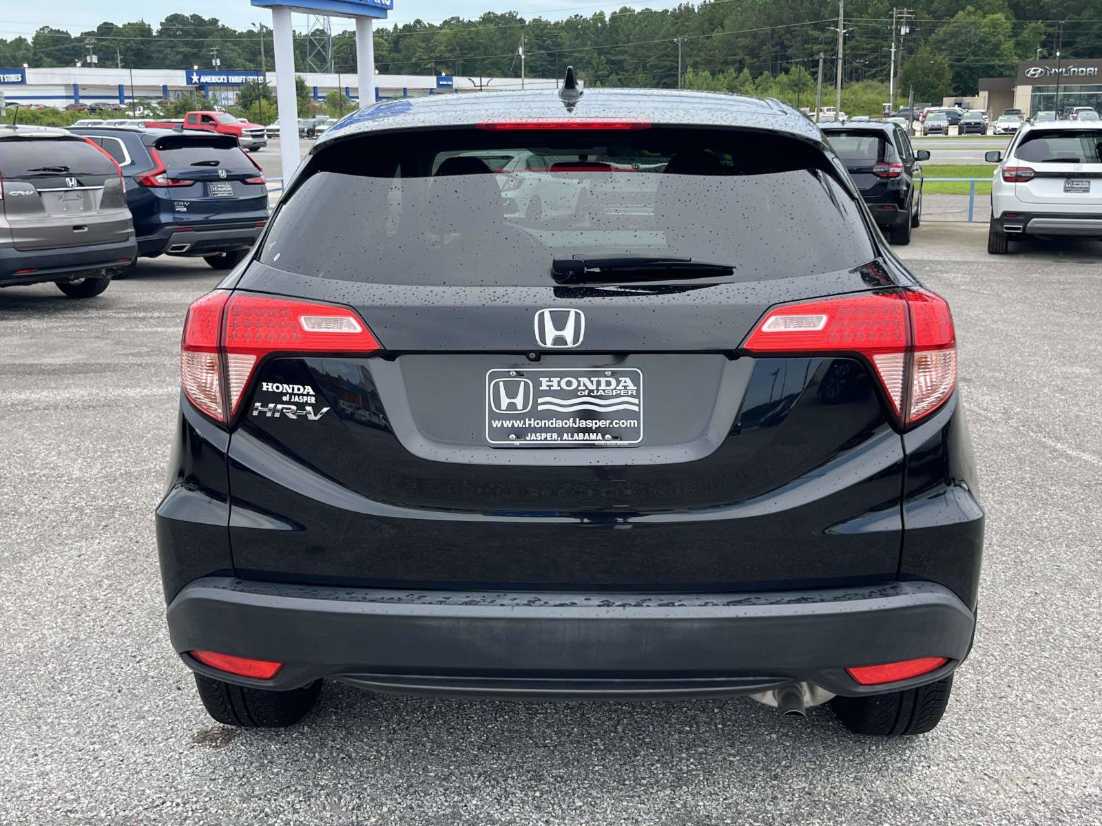 Used 2017 Honda HR-V EX image 4