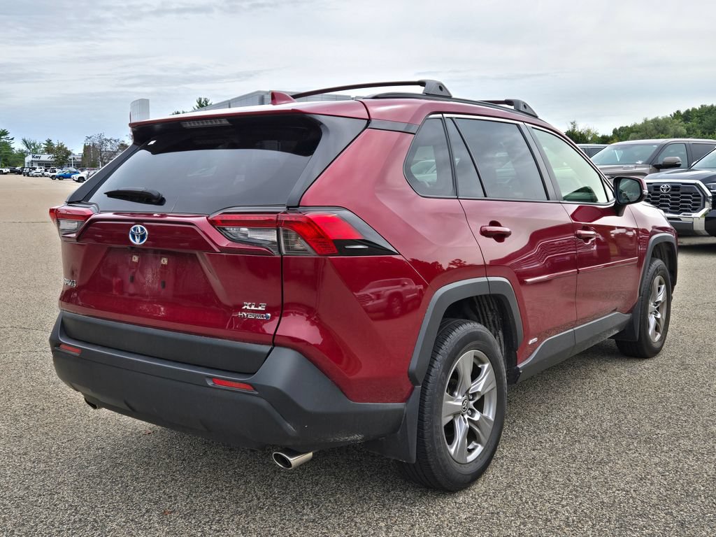 Used 2024 Toyota RAV4 XLE w/ Weather Package AWD/4WD image 6