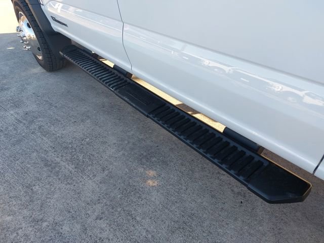 New 2026 Ford F550 4x4 Crew Cab image 9