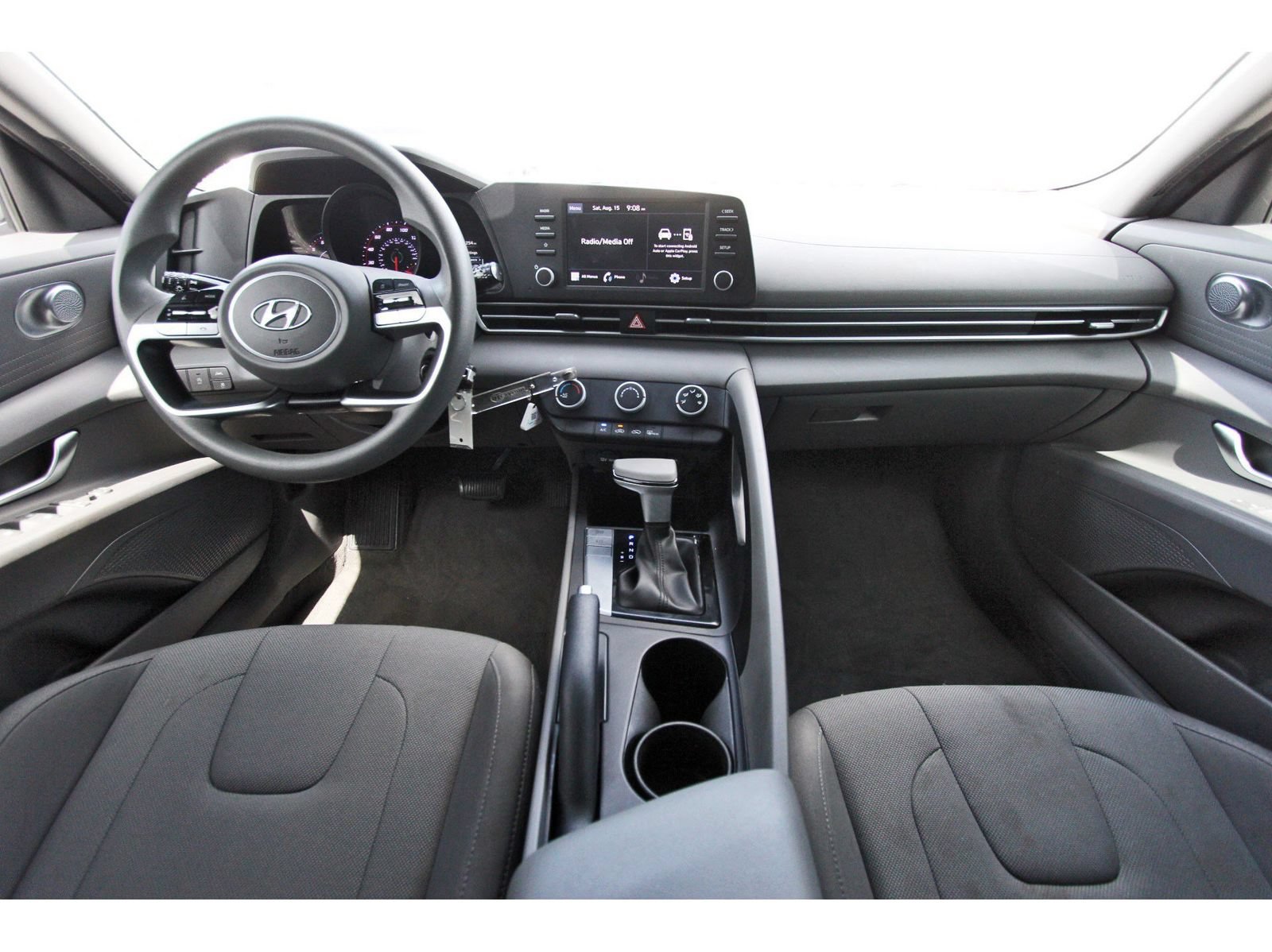 Used 2023 Hyundai Elantra SE FWD image 11