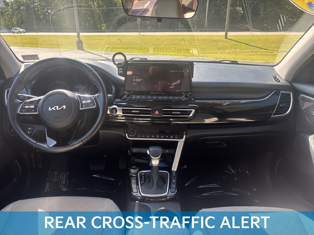 Used 2023 Kia Seltos EX AWD/4WD image 16