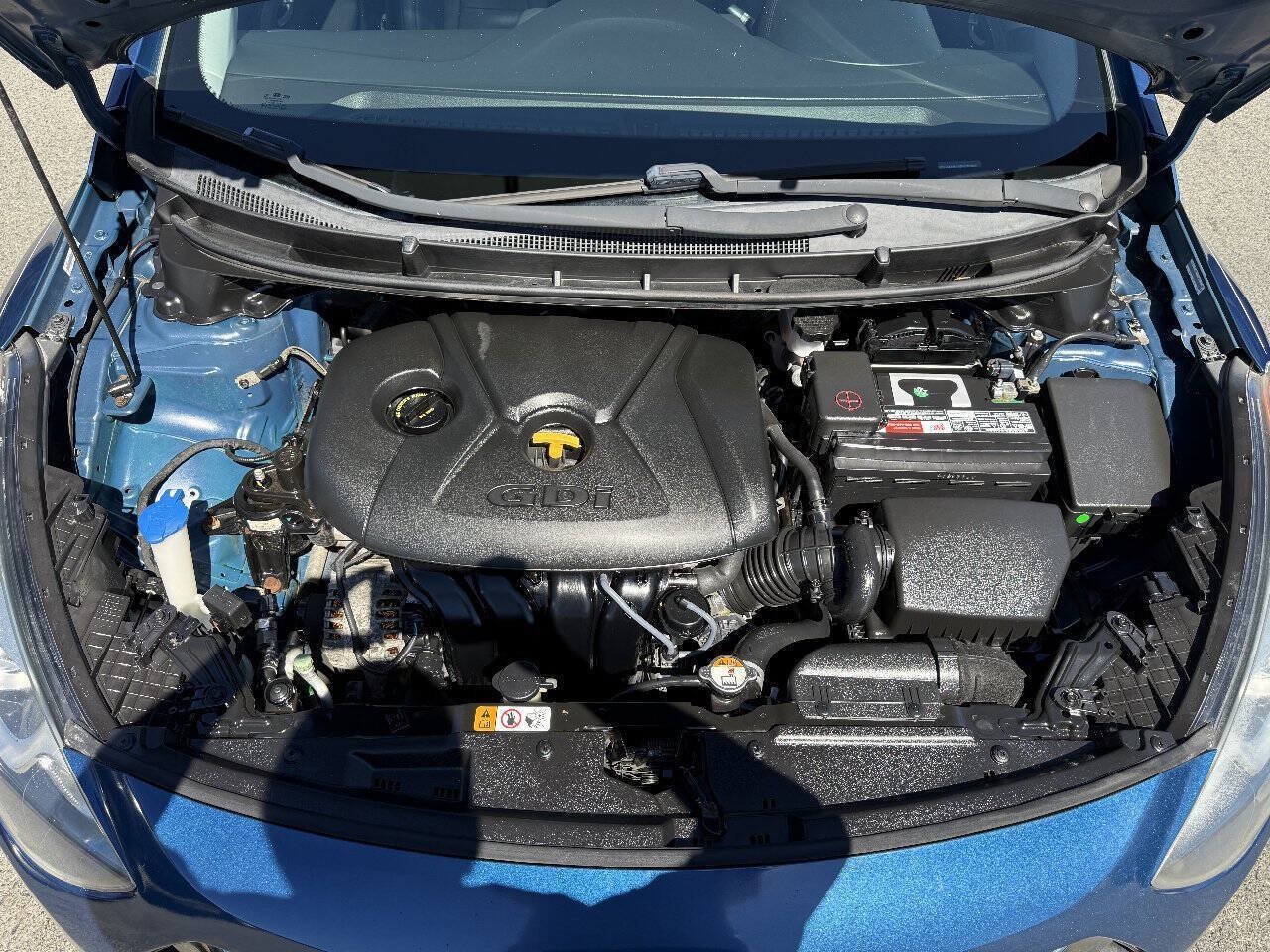 Used 2015 Hyundai Elantra GT w/ Option Group 02 FWD image 22