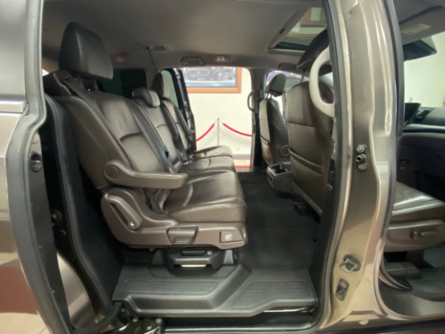 Used 2019 Honda Odyssey EX-L image 16