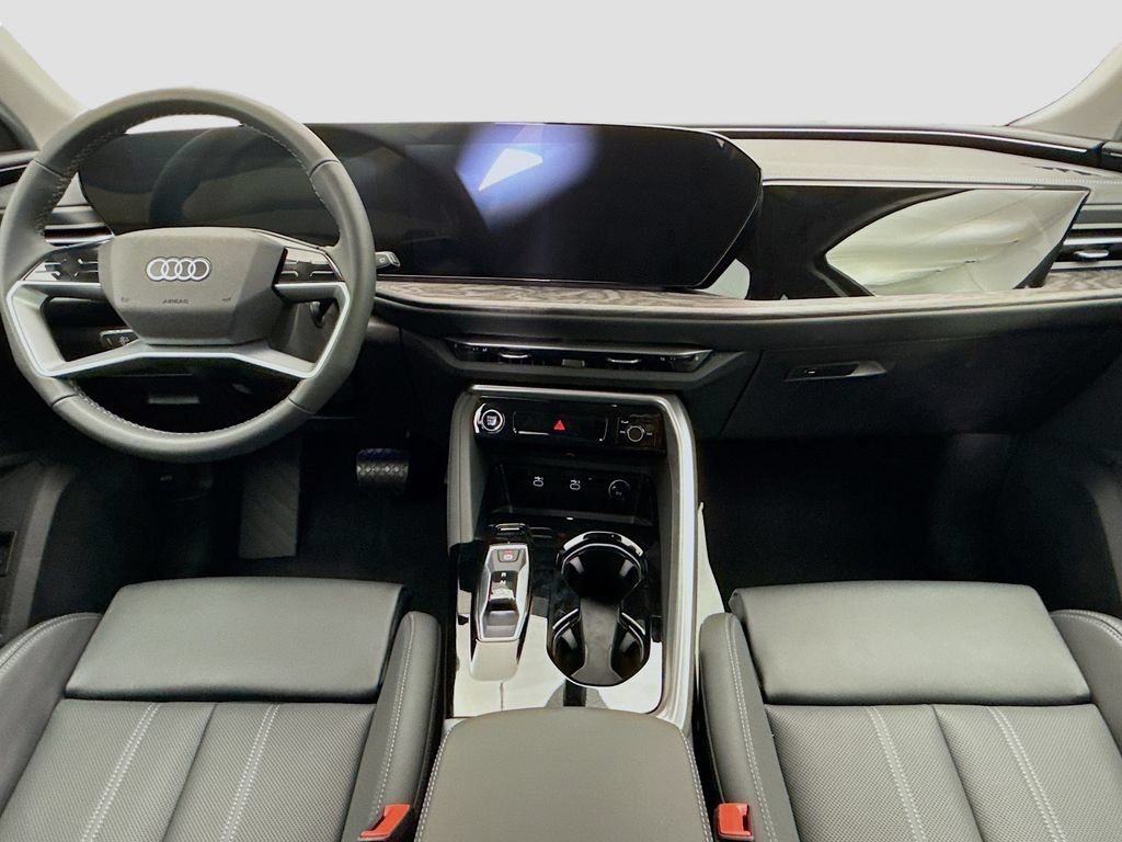 Used 2025 Audi Q5 Premium Plus w/ Premium Plus AWD/4WD image 13