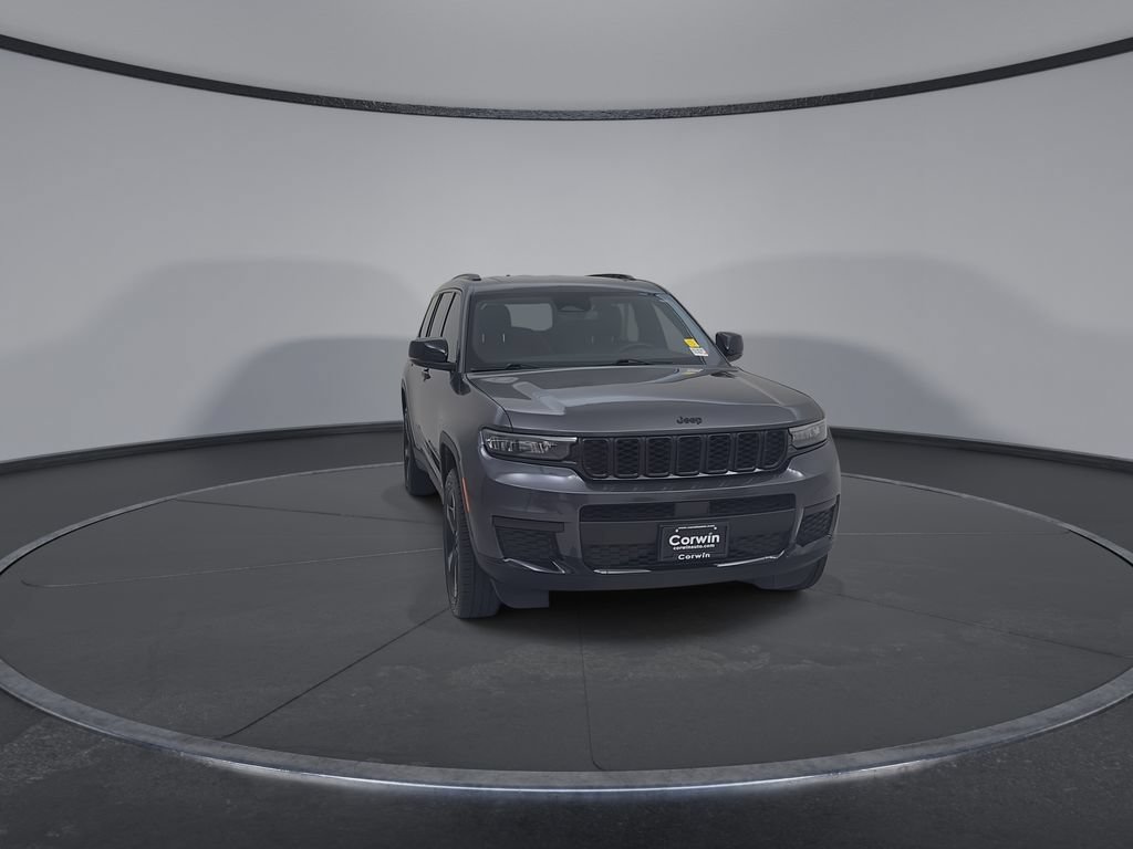 Used 2023 Jeep Grand Cherokee L Laredo AWD/4WD image 5
