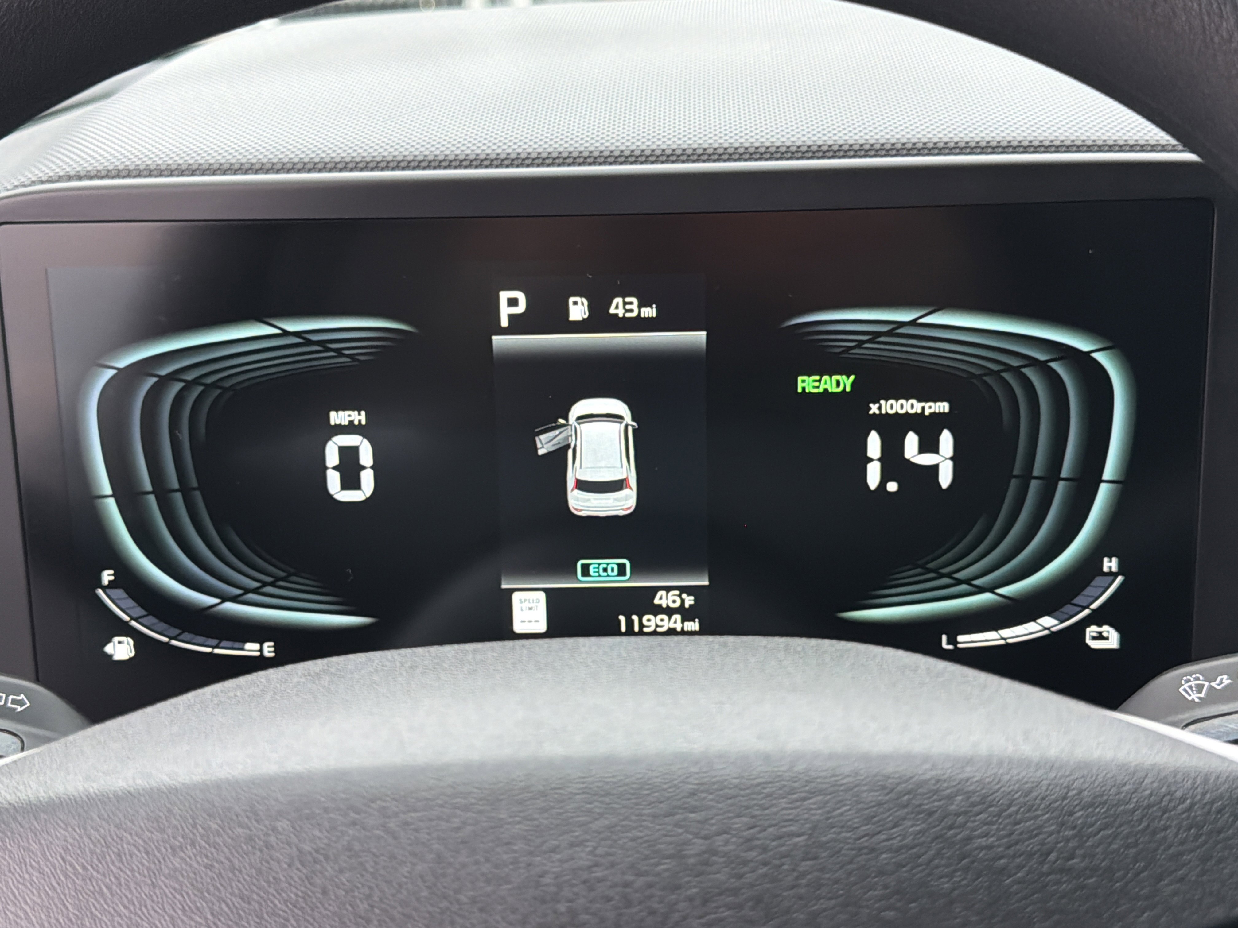 Used 2023 Kia Niro LX image 27