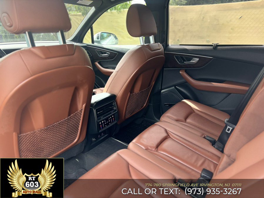 Used 2020 Audi Q7 3.0T Prestige AWD/4WD image 9