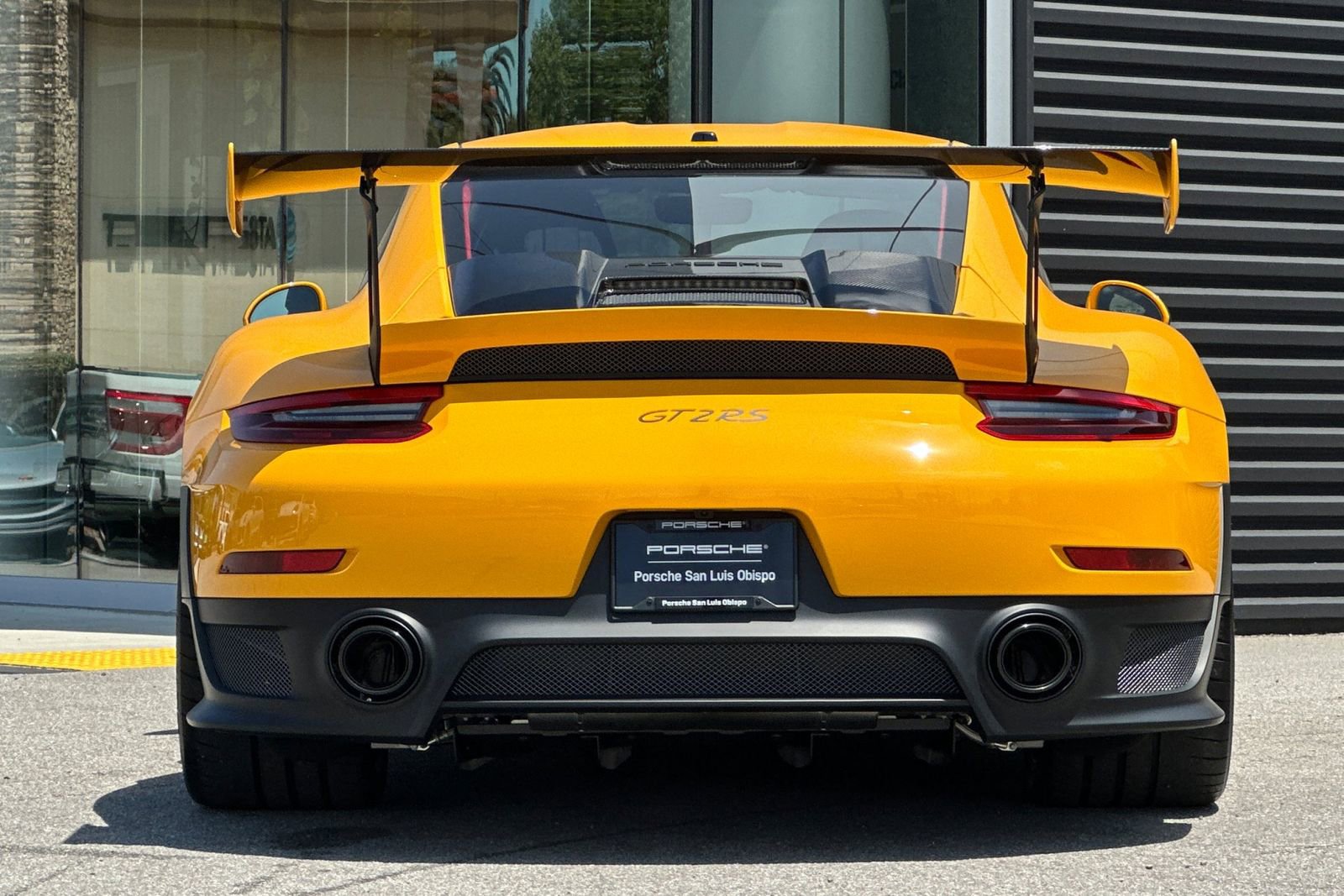 Certified 2018 Porsche 911 GT2 RS RWD image 7