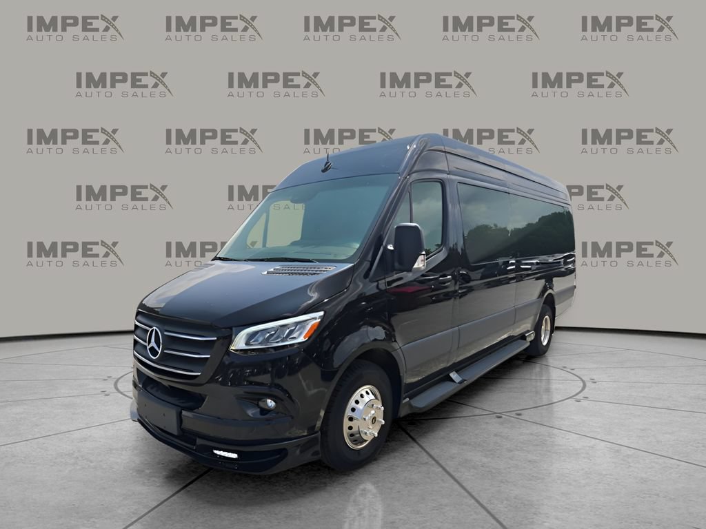 Used 2024 Mercedes-Benz Sprinter 3500 image 1