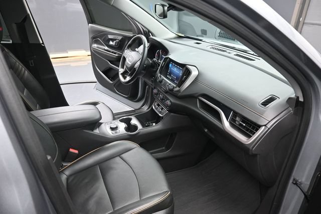 Used 2024 GMC Terrain AT4 AWD/4WD image 36