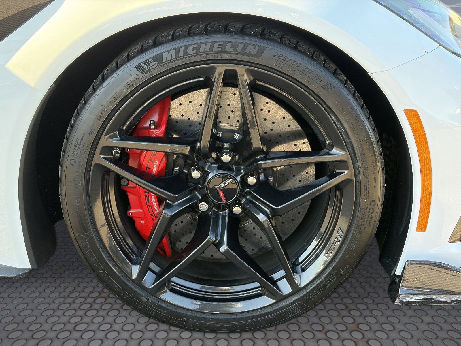 Certified 2019 Chevrolet Corvette ZR1 RWD image 10